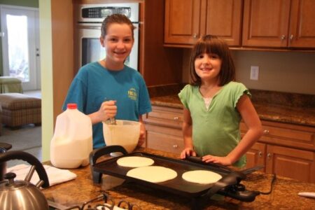 218157_1017149639795_2658_n